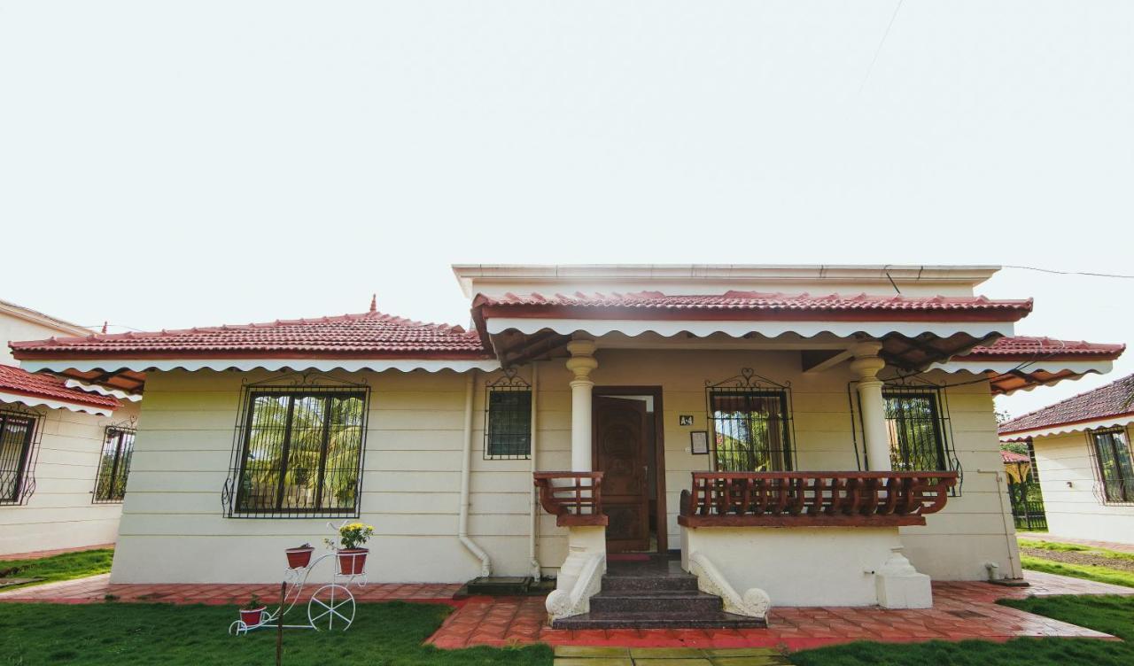 The Kerala Village, Shahapur Shenwa Exterior photo